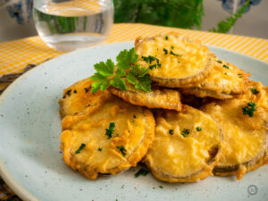 Berenjenas fritas en rodajas